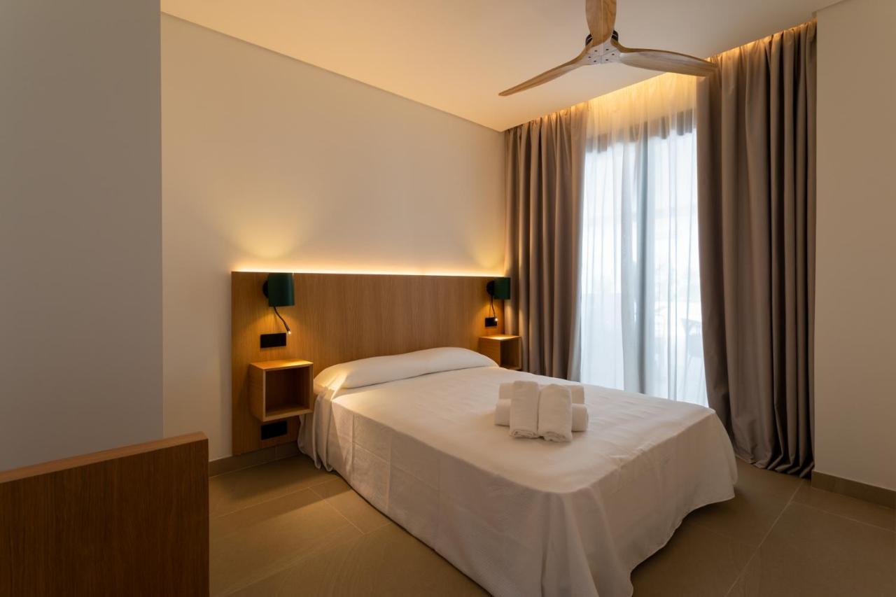 Hotel Apartamentos Hamus Conil De La Frontera Buitenkant foto