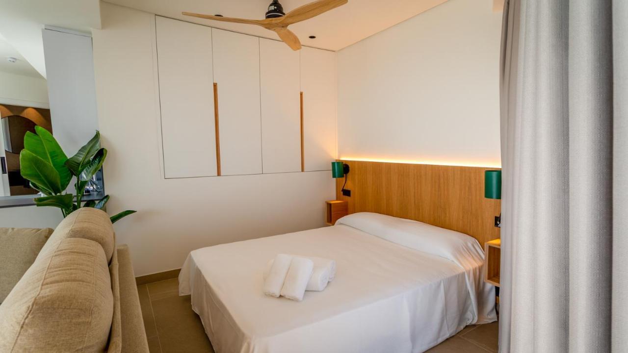 Hotel Apartamentos Hamus Conil De La Frontera Buitenkant foto